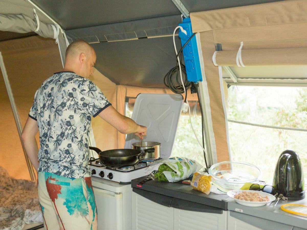 Country Camp Camping Nommerlayen Nommern Екстер'єр фото